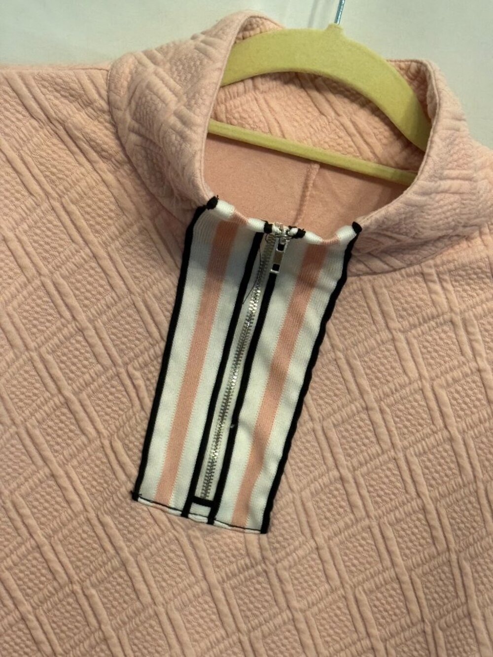 Baby Pink Boutique Zip-Up Top (L)